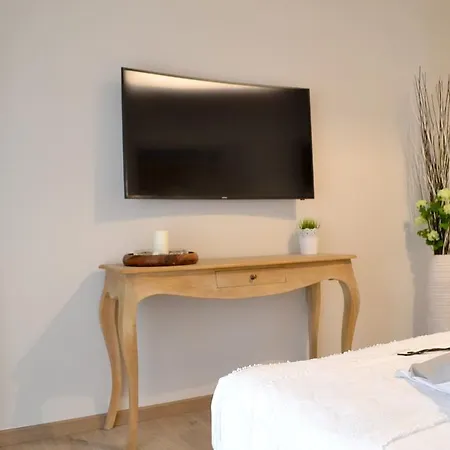 Piccolo Borgo Antico Guest house