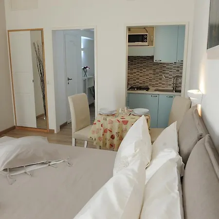 Piccolo Borgo Antico Guest house