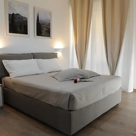 Piccolo Borgo Antico Florence