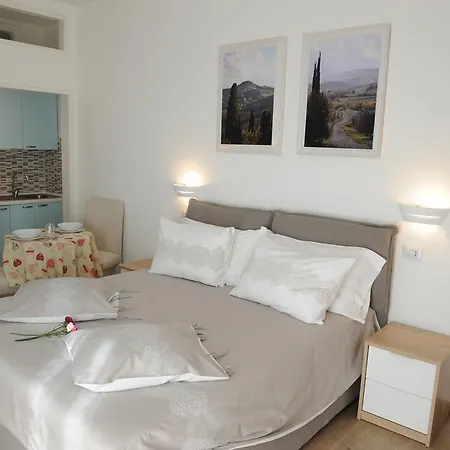 Casa de hóspedes Piccolo Borgo Antico 4*